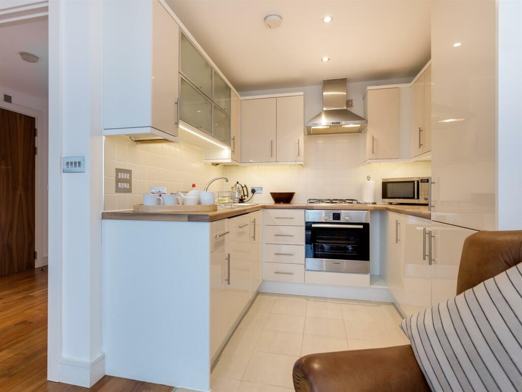 Additional image 4 of High Street, Poole