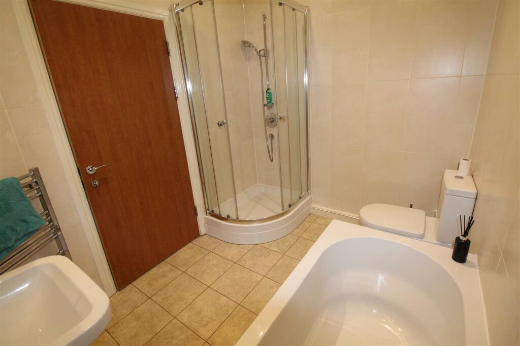 Additional image 10 of Bloomfield Apartments, Markland Hill