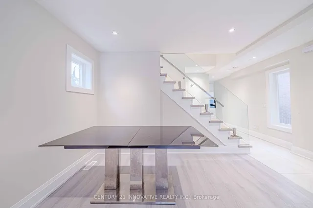 Additional image 36 of 2605 Devonsley Cres