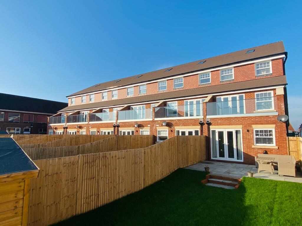 Additional image 13 of Chatsworth Row, Seaside, Eastbourne, East Sussex, BN23