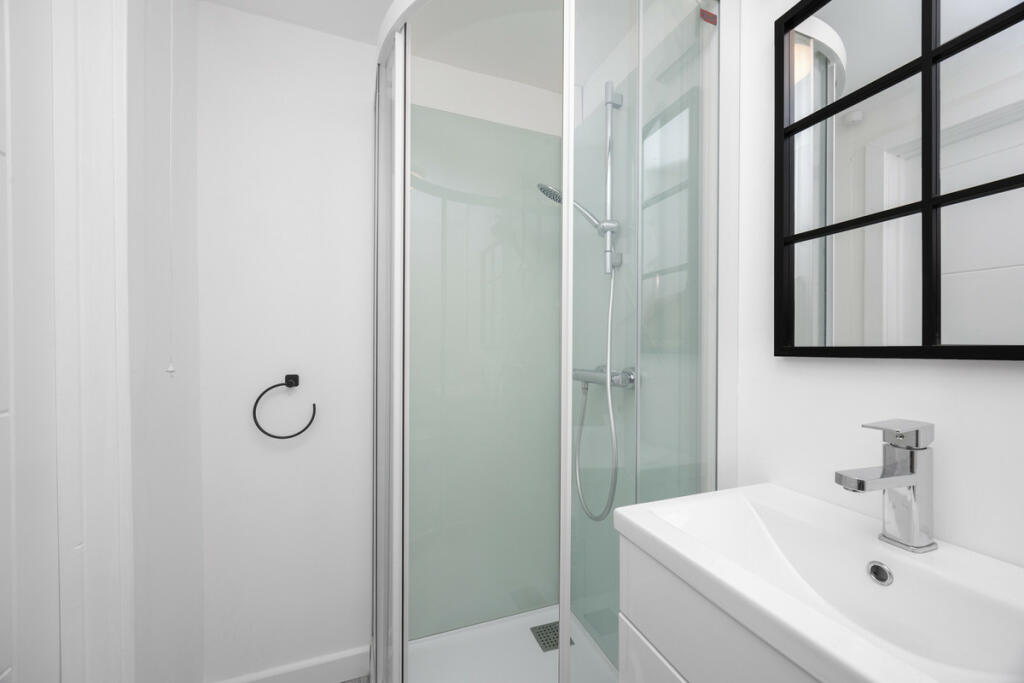 Additional image 4 of Meadow Road, Hailsham, BN27