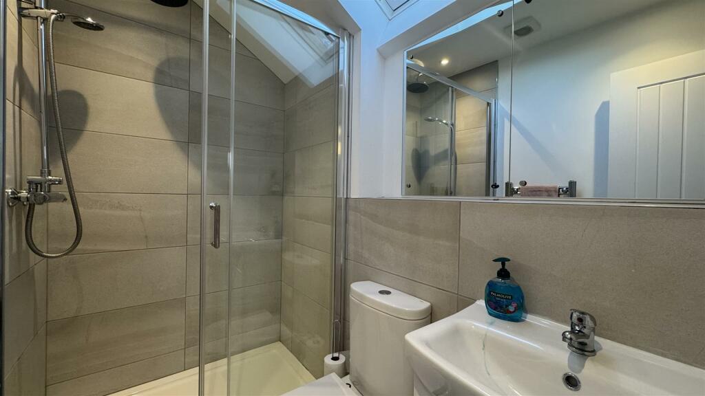 Additional image 17 of Sherwood Avenue, Whitecliff