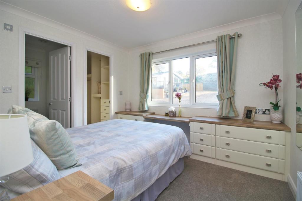 Additional image 7 of New Milton Heights, Walkford Lane, New Milton, Hampshire, BH25