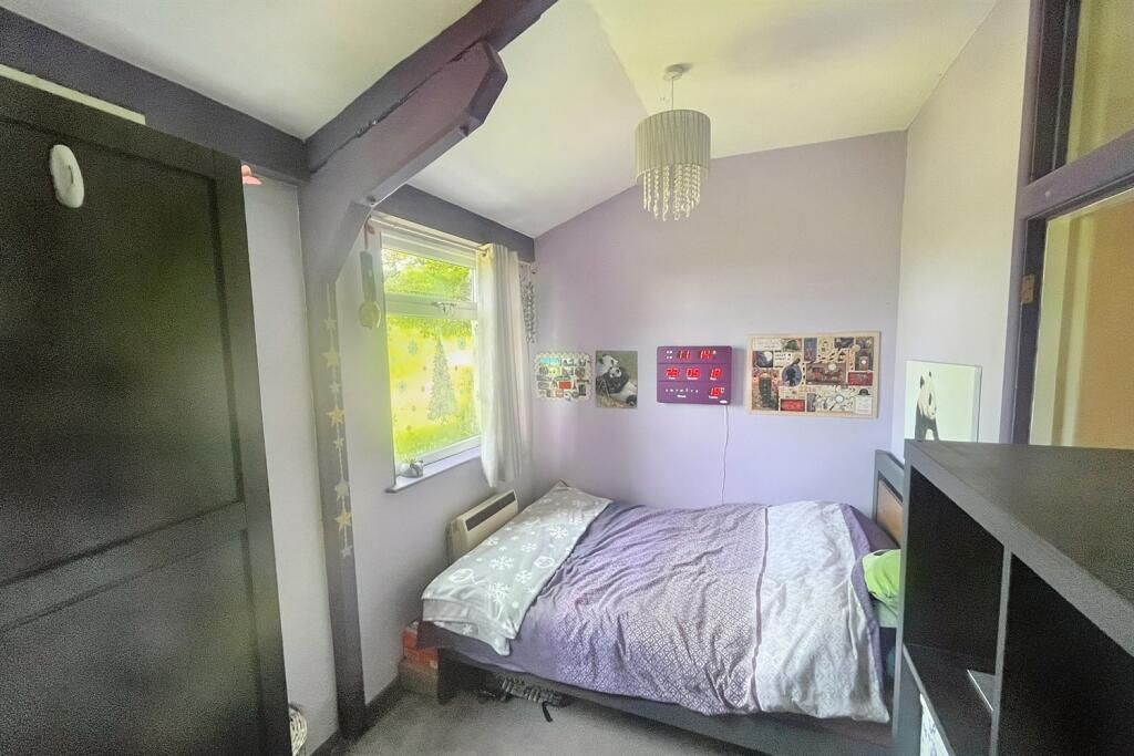 Additional image 10 of Knitson