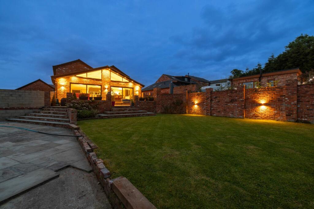 Additional image 67 of Experience luxury modern living at Oak Stables in Lostock. Built in 2015.