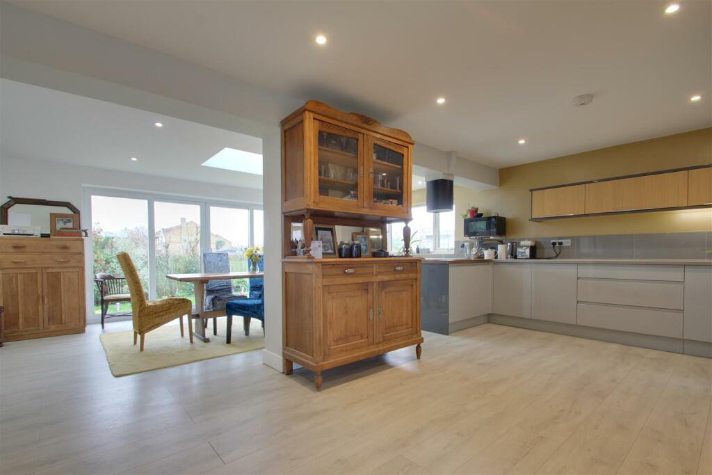 Additional image 27 of Wiston Close, Worthing