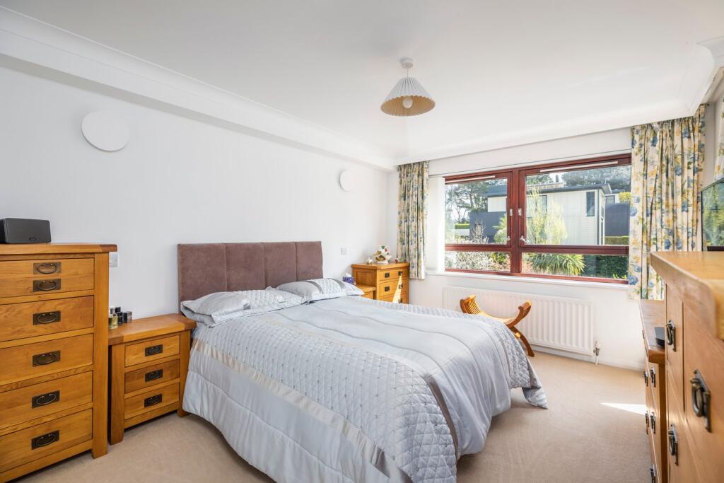 Additional image 14 of Honeywood House, 28-30 Alington Road, Evening Hill, BH14