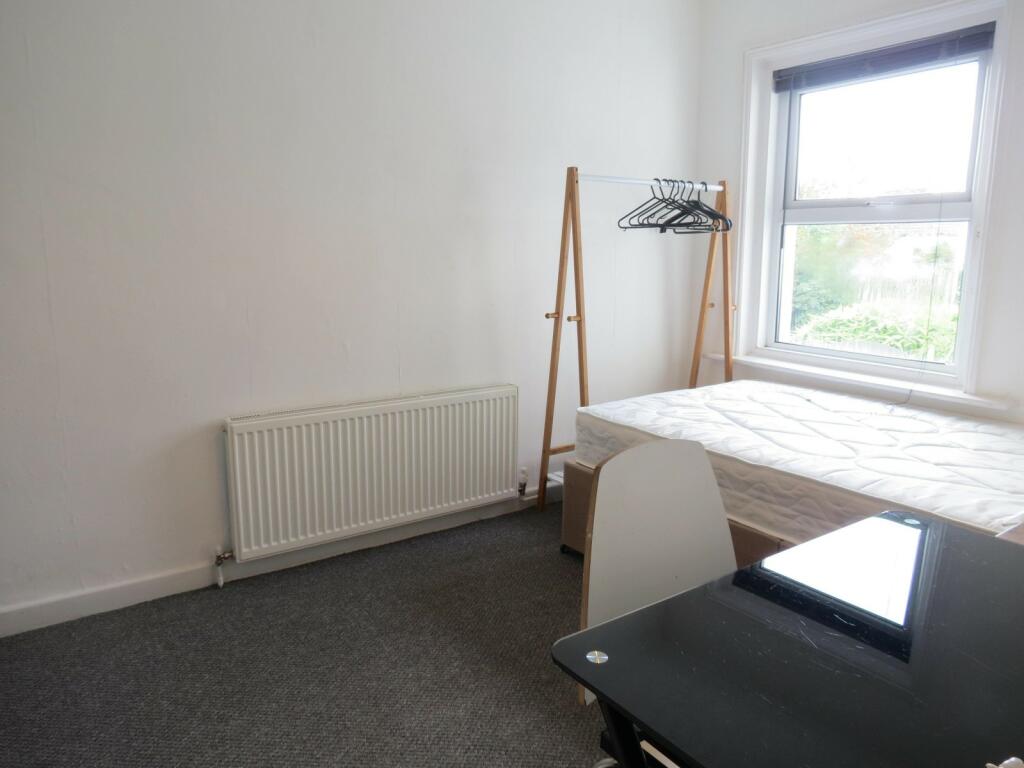 Additional image 7 of 3 bedroom Semi Detached House in Charminster