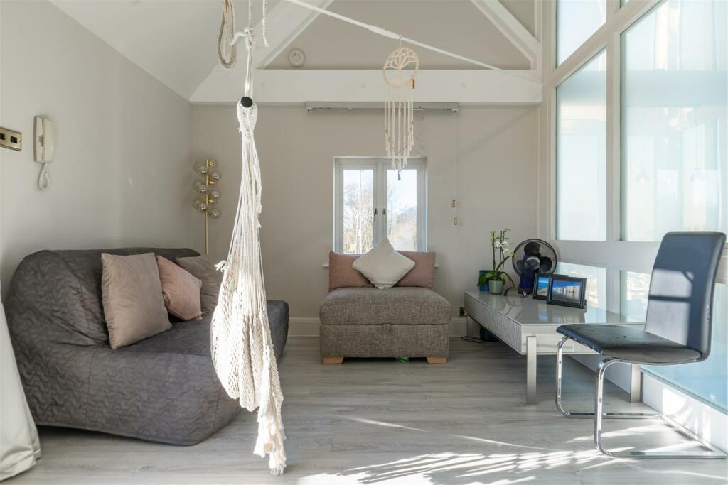 Additional image 9 of Rossiters Quay, Christchurch