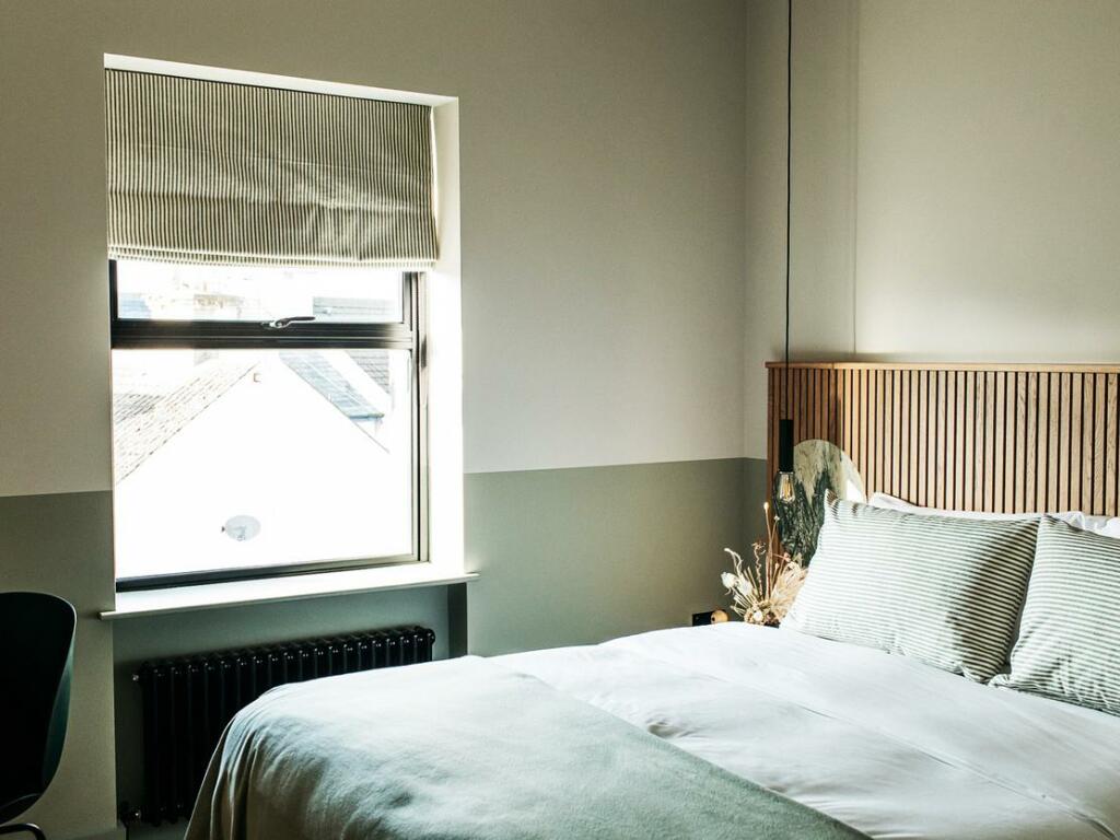 Additional image 13 of Port Hotel, 11-12 Royal Parade, Eastbourne, East Sussex, BN22 7AR