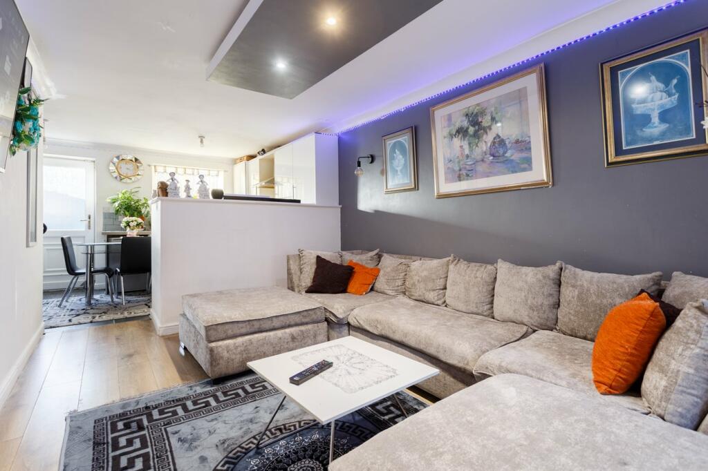 Additional image 14 of Holme Bank Close, Bradford, BD4