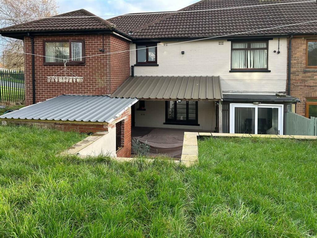 Additional image 30 of Saxton Avenue, Bradford