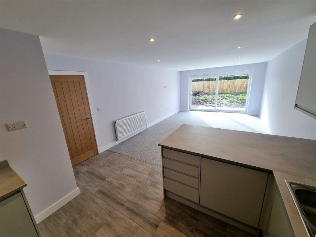 Additional image 2 of Eastfield Lane, Ringwood