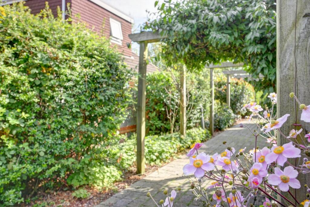 Additional image 22 of London Road, Hailsham, BN27