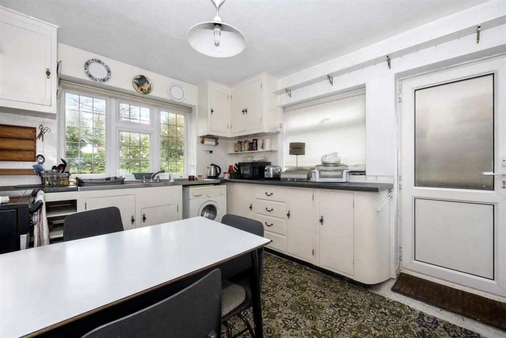 Additional image 9 of Surrenden Crescent, Surrenden, Brighton