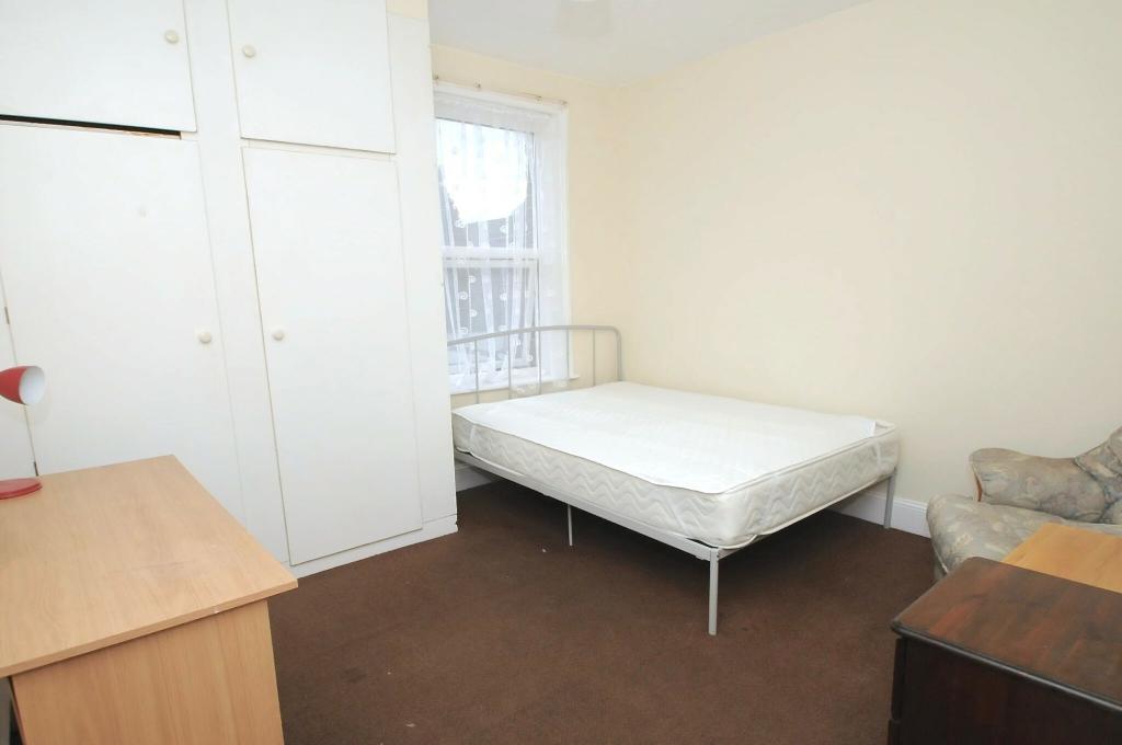 Additional image 6 of 4 Bed Student House on Waterloo Road - SEE VIDEO TOUR