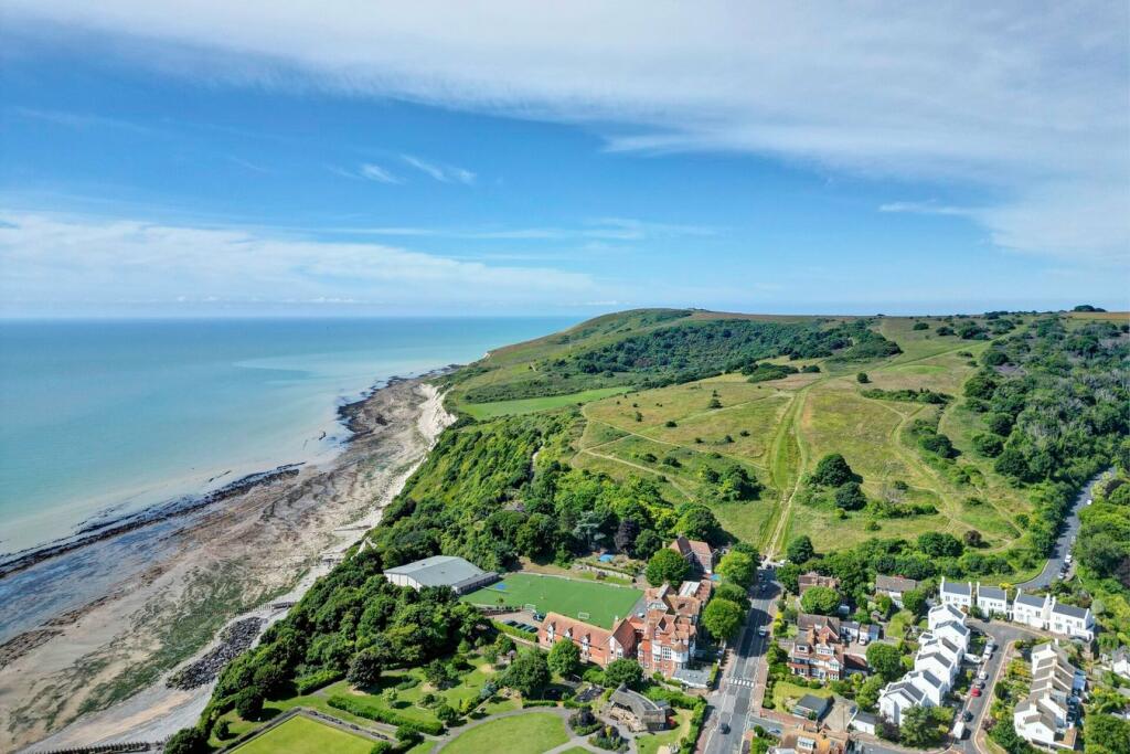 Additional image 28 of Derwent Road, Eastbourne, BN20