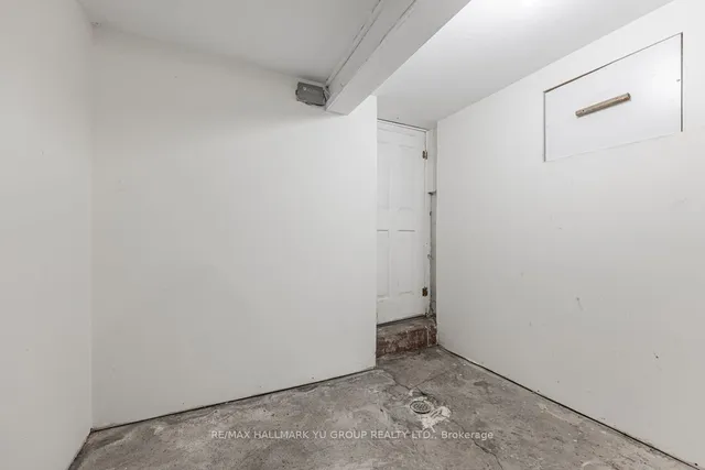 Additional image 21 of 25 Howland Rd