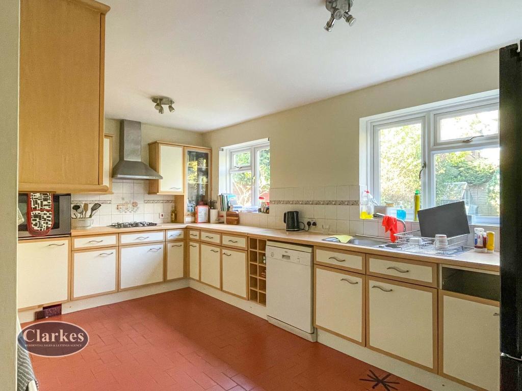 Additional image 3 of Talbot village - spacious 4 bed detached property