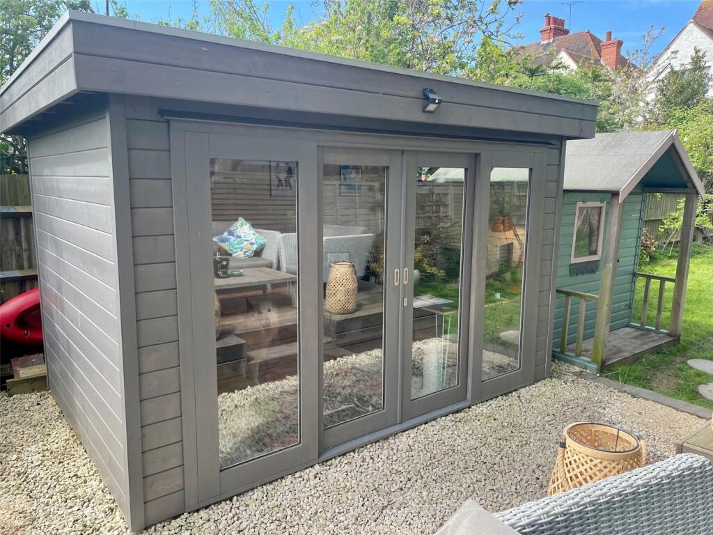 Additional image 18 of St Philips Avenue, Roselands, Eastbourne, BN22