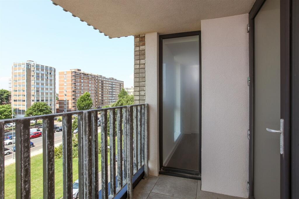 Additional image 15 of Grand Avenue, Hove, East Sussex