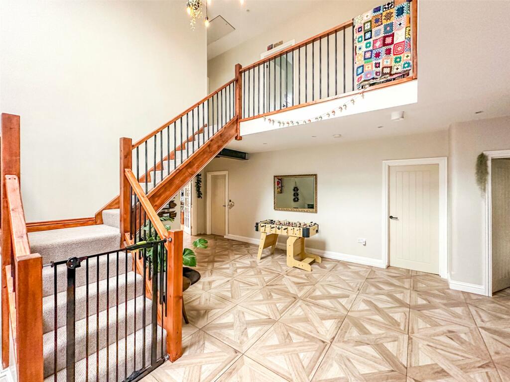 Additional image 18 of Walcott Avenue, Christchurch, Dorset, BH23