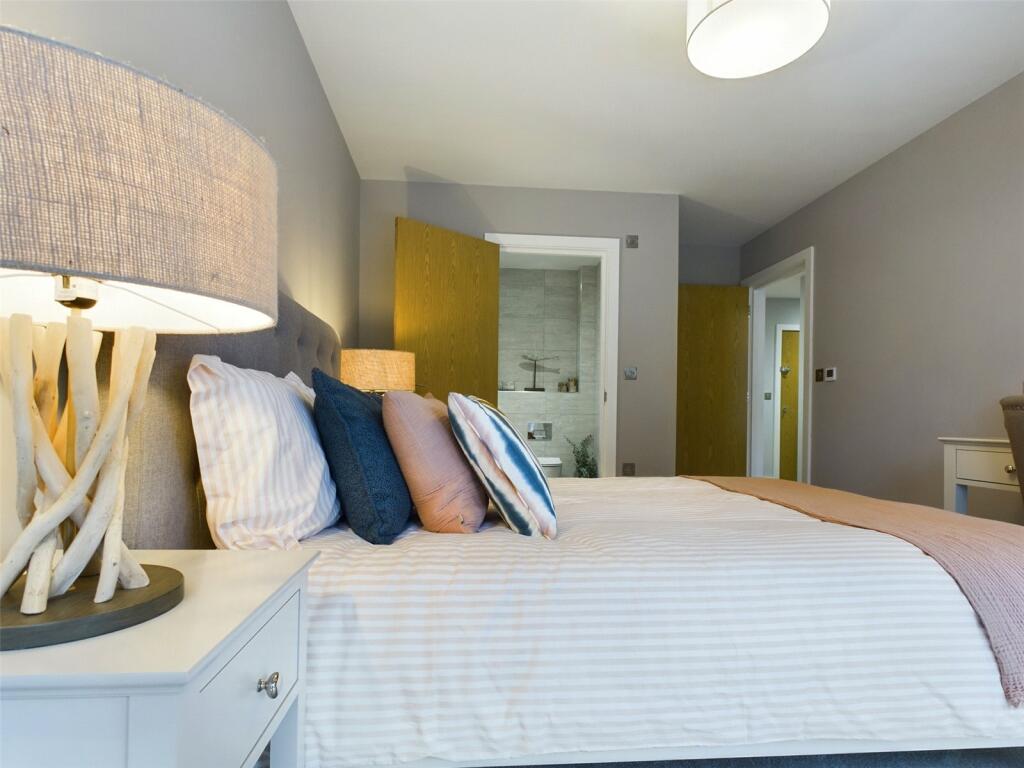 Additional image 20 of Wortley Road, Highcliffe, Christchurch, Dorset, BH23