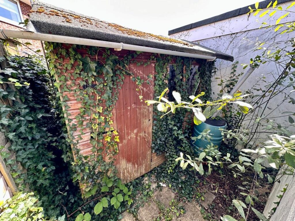 Additional image 22 of 15 York Road, Broadstone, Dorset, BH18 8EW