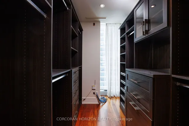 Additional image 31 of 183 Wellington St Unit 2403