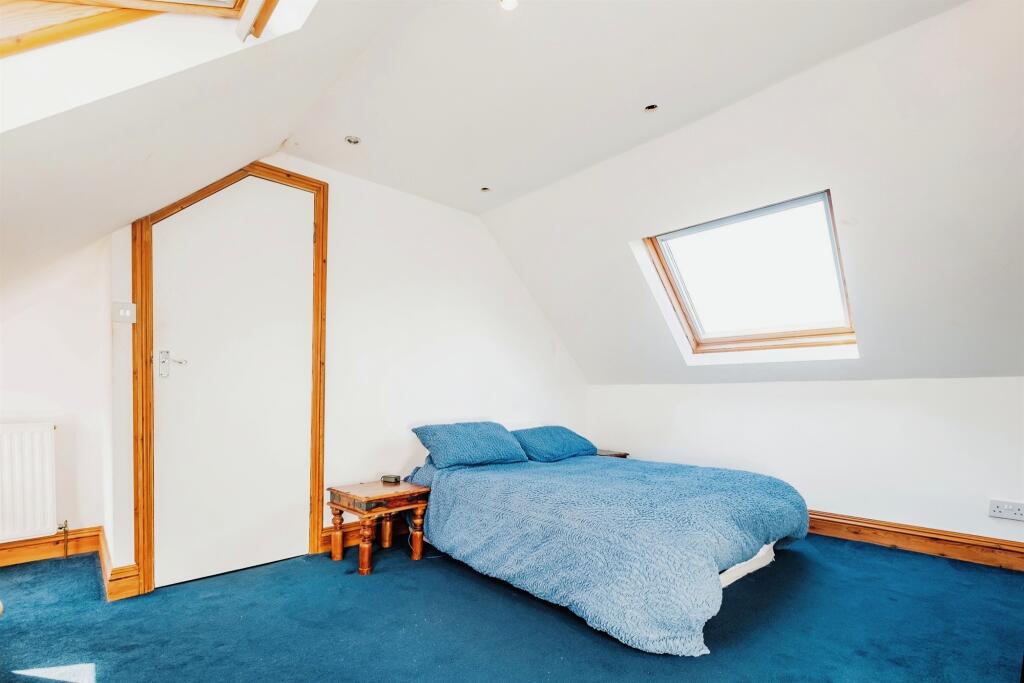 Additional image 8 of St. Julians Lane, Shoreham-By-Sea