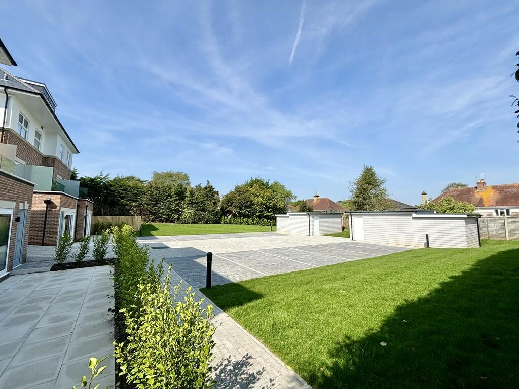 Additional image 17 of Upton Way, Broadstone