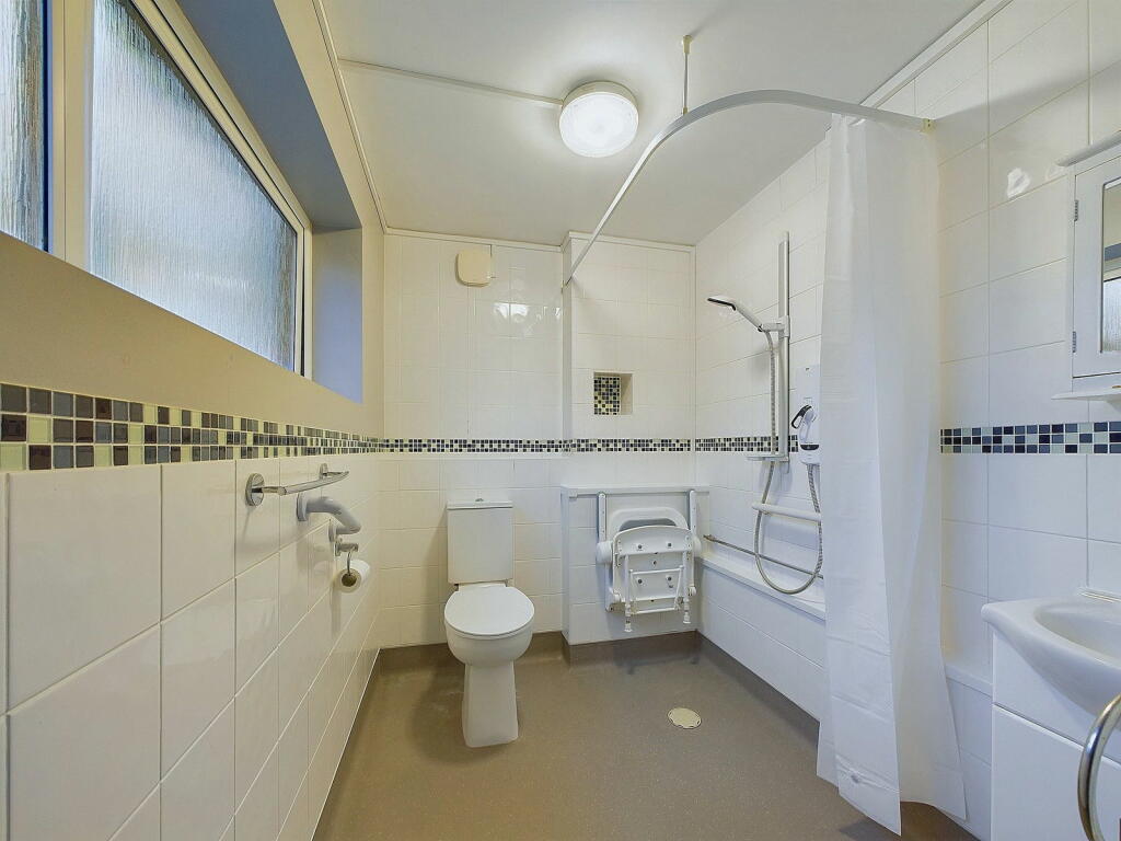 Additional image 9 of Northwood Court, Cissbury Road, Worthing BN14 9LE