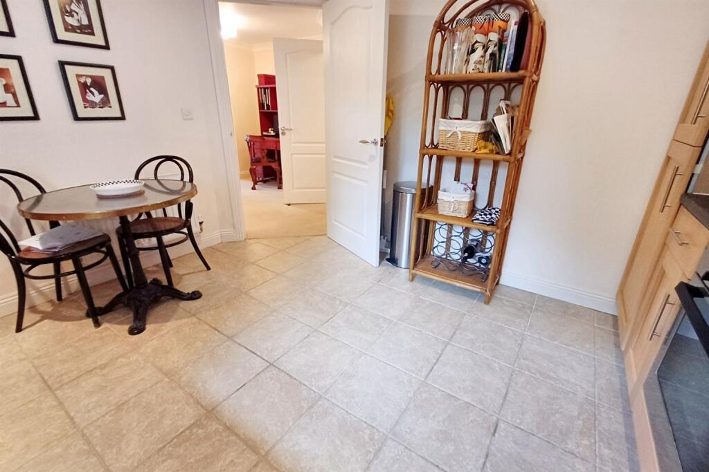 Additional image 6 of Verwood