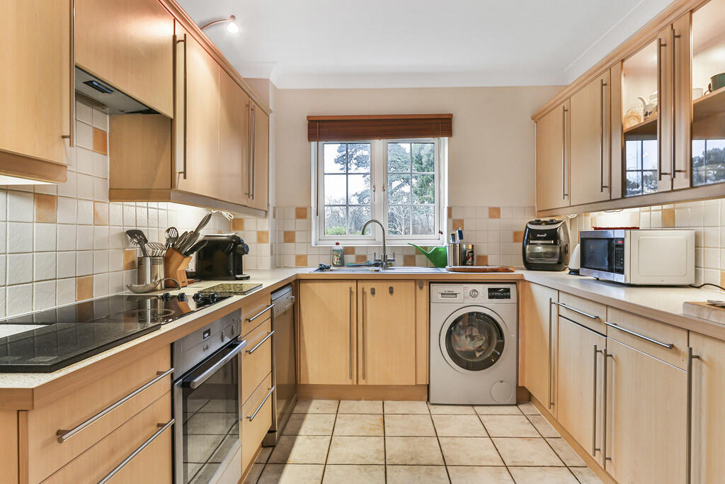 Additional image 19 of Holdenhurst Road, Bournemouth