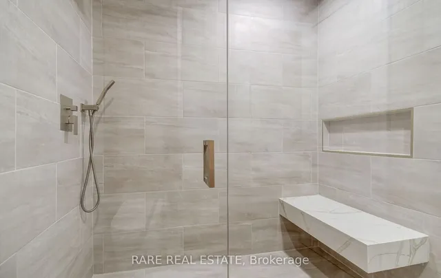 Additional image 25 of 1 Shaw St Unit 829