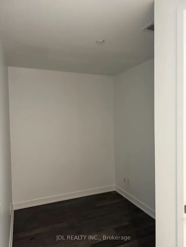 Additional image 7 of 185 Roehampton Ave Unit 1912