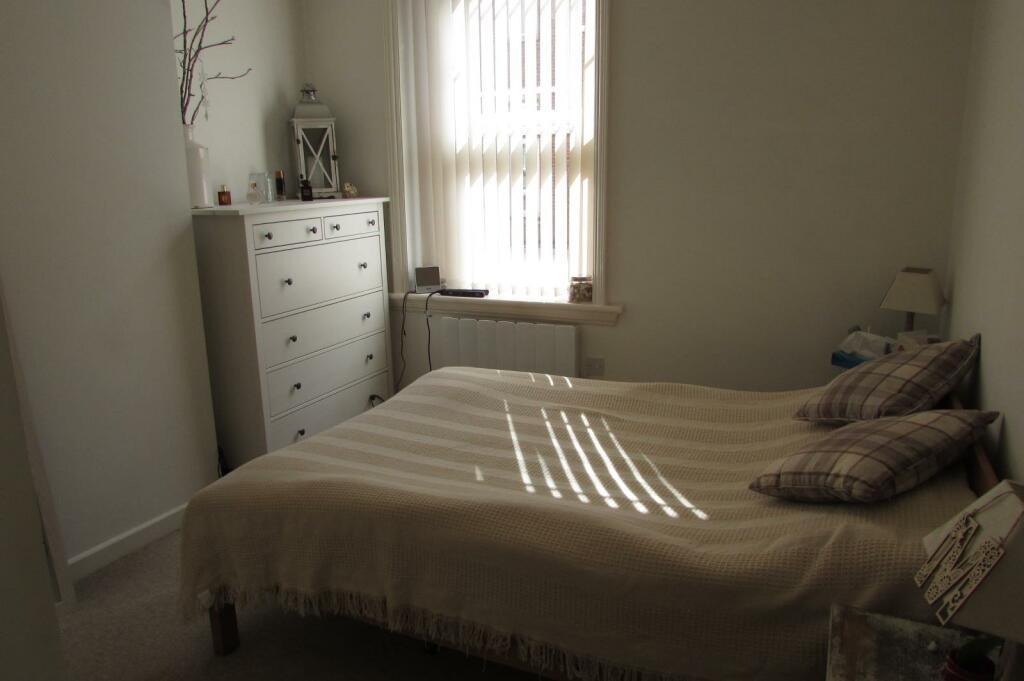 Additional image 3 of 6 MONTHS ONLY