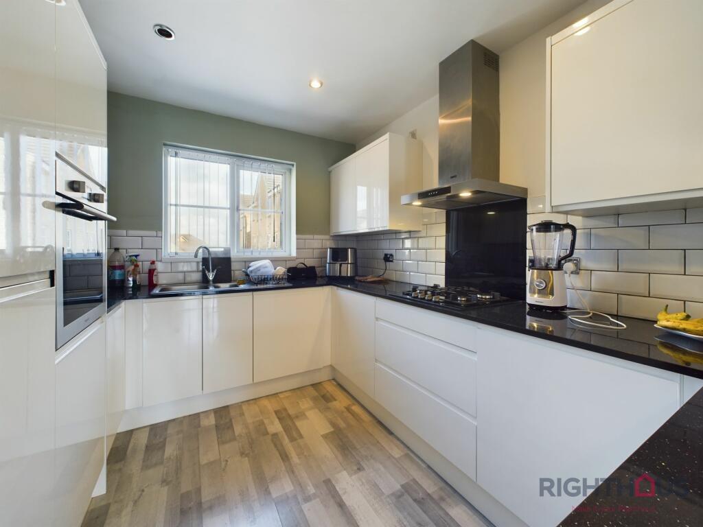 Additional image 4 of Fewston Avenue, Bradford, BD6