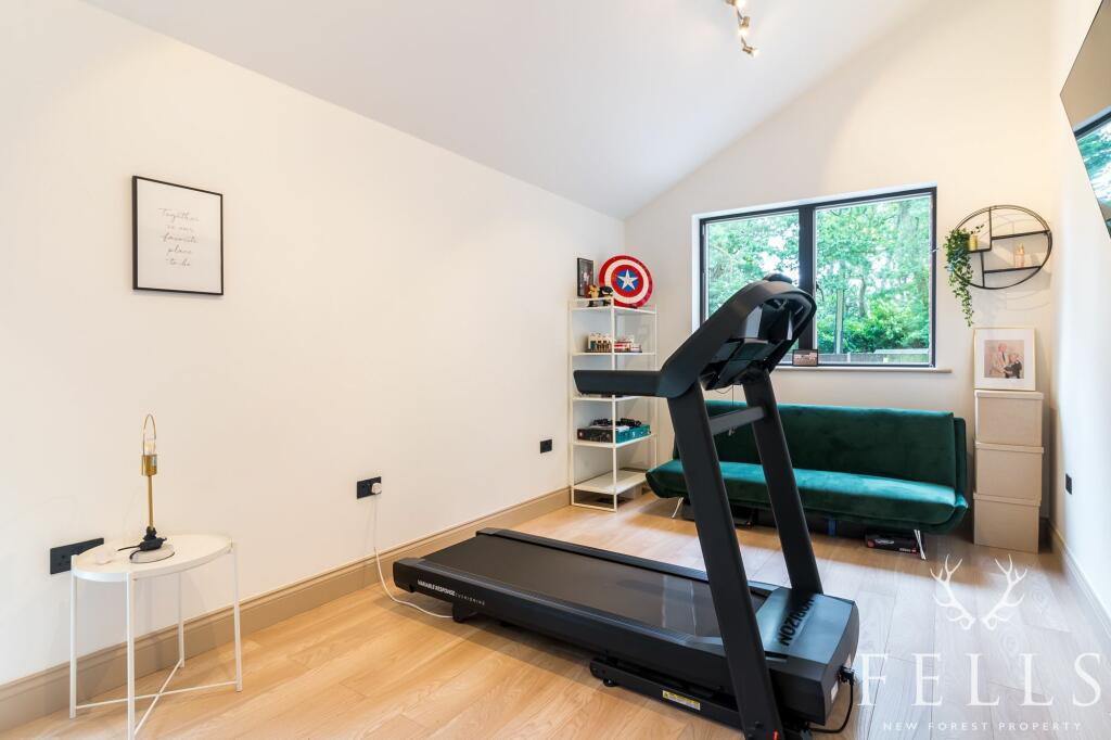 Additional image 13 of Avon Avenue, Avon Castle, Ringwood