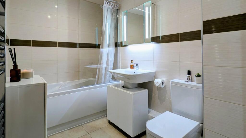 Additional image 11 of Brighton Road, Shoreham, BN43