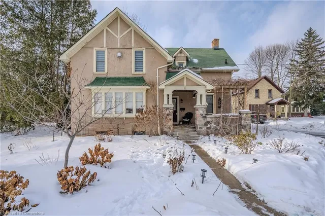 111 Lancaster St