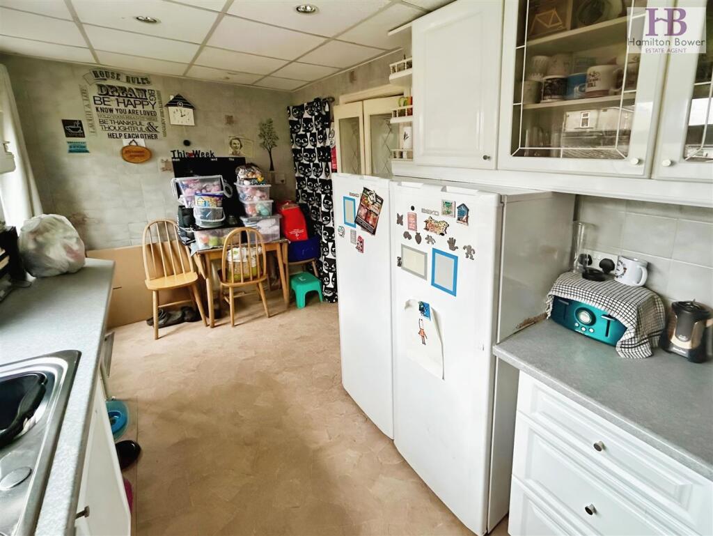 Additional image 4 of Glenaire, Shipley, Bradford