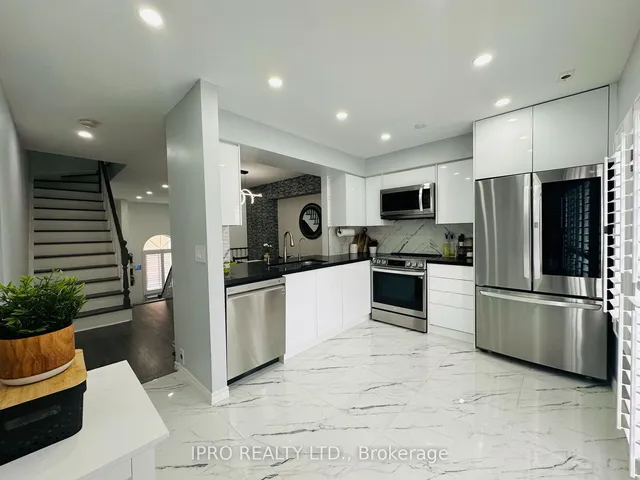 Additional image 16 of 83 Mondeo Dr Unit 293