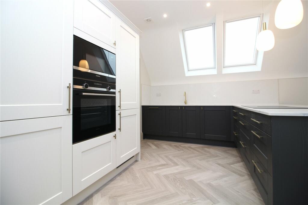 Additional image 16 of Chewton Farm Road, Highcliffe, Dorset, BH23