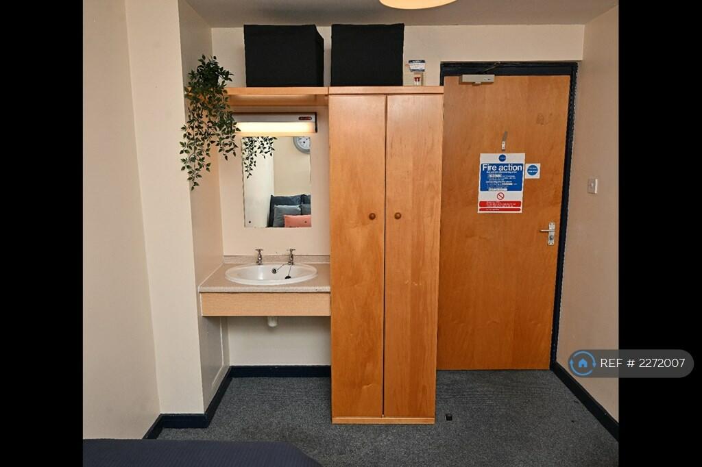Additional image 3 of The Lodge, Bolton, BL3