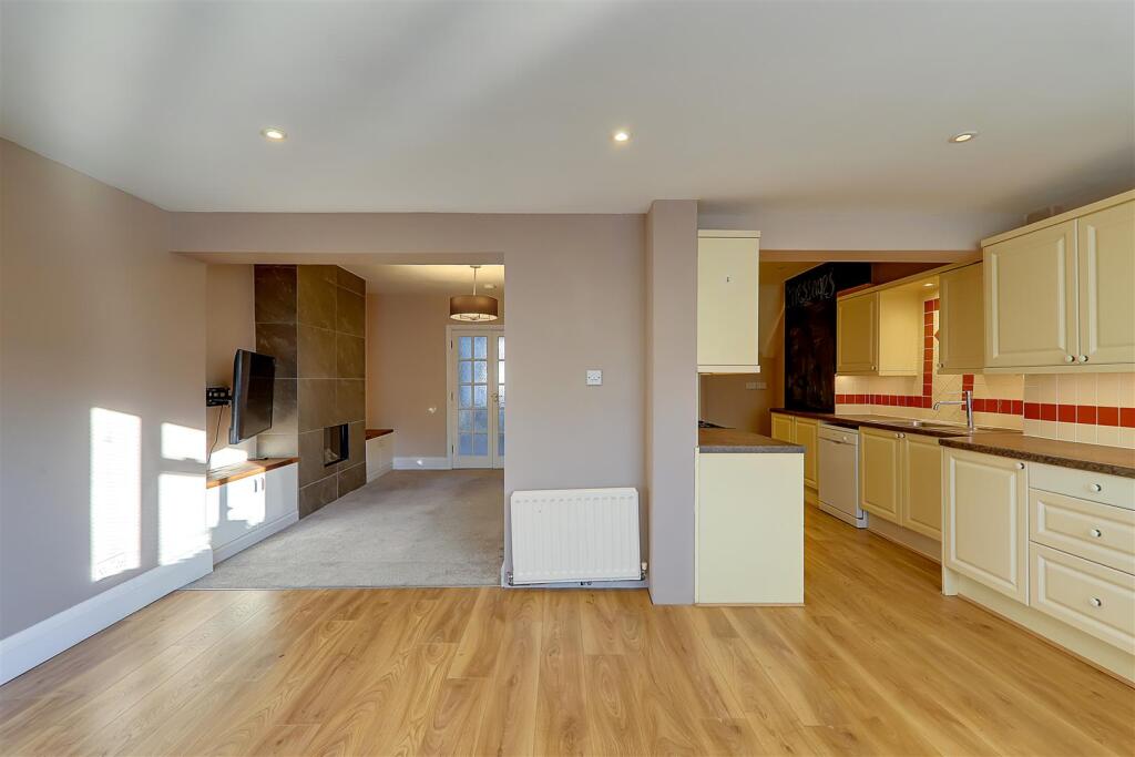 Additional image 6 of Balcombe Avenue, Thomas A Becket, Worthing