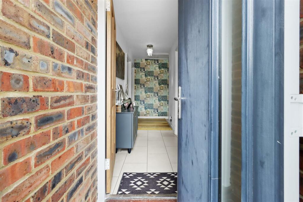 Additional image 4 of Willow Drive, Polegate