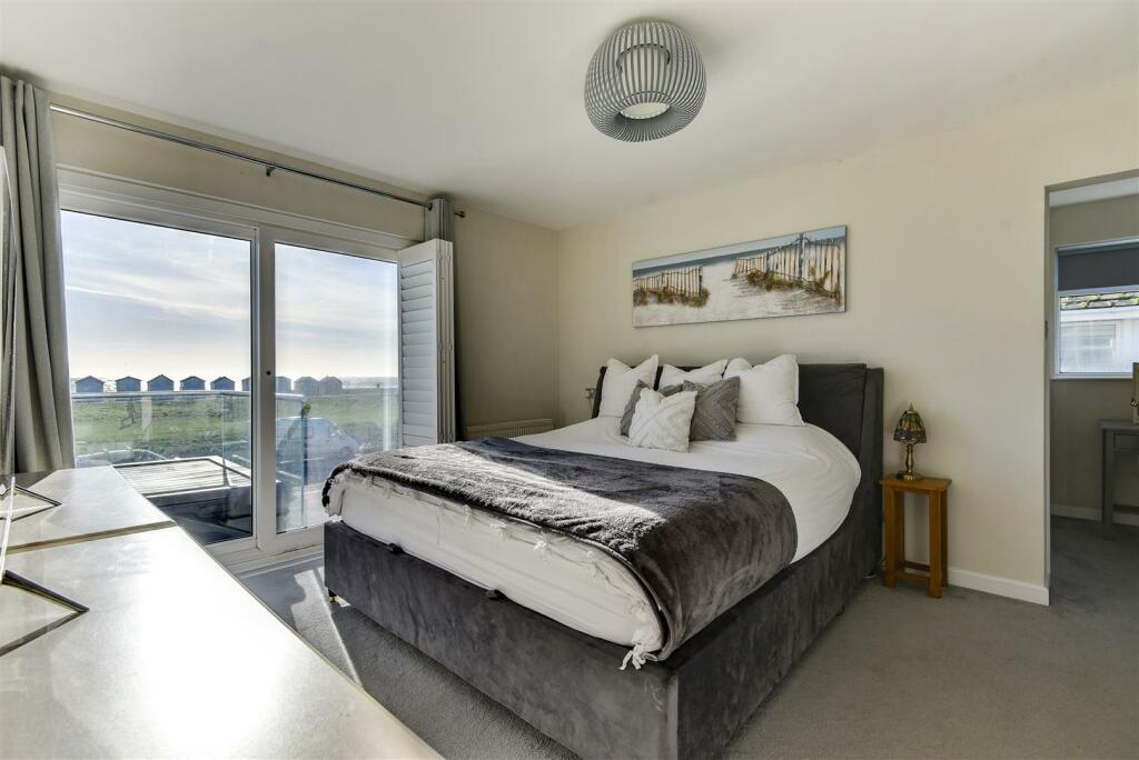 Additional image 25 of Marine Crescent, Goring-By-Sea, Worthing