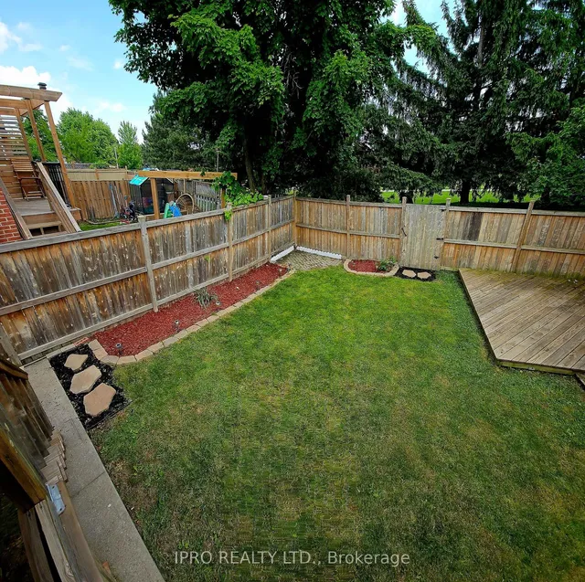 Additional image 37 of 12 Simmons Blvd