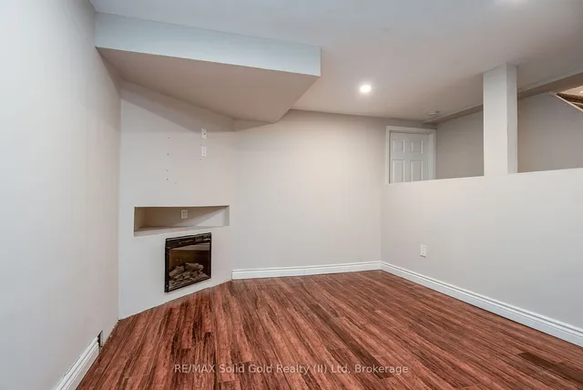 Additional image 36 of 162 Jansen Ave Unit 21